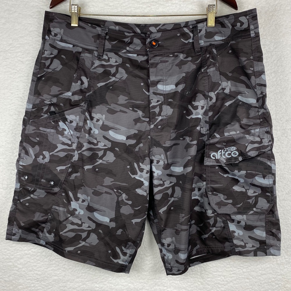 AFTCO Mens 38 Black/Grey Camo Ripstop Fishing Cargo Shorts Quick Dry Performance